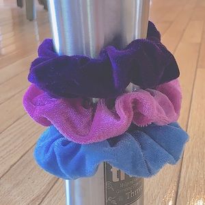 3 pack(purple, pink, blue(velvet scrunchies)